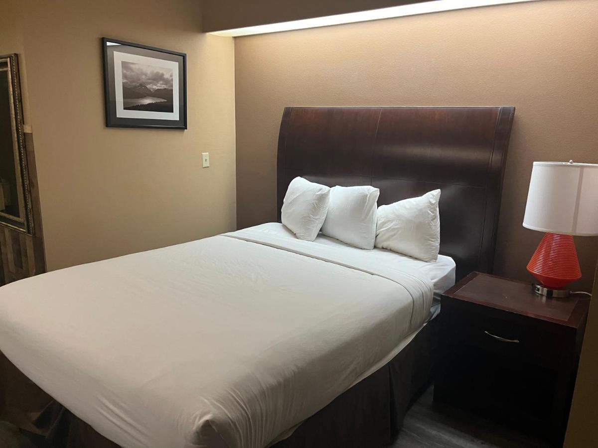 Americas Best Value Inn Kalispell Exterior foto